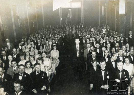 Fotografia z albumu: Działacze towarzystw polskich w Argentynie / Fotografía del álbum: Activistas de las asociaciones polacas en Argentina