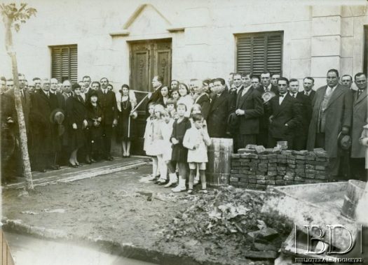 Fotografia z albumu: Działacze towarzystw polskich w Argentynie / Fotografía del álbum: Activistas de las asociaciones polacas en Argentina