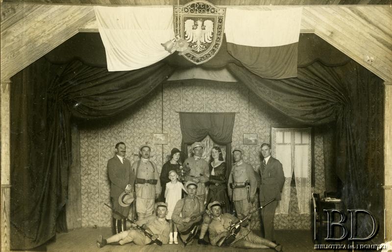 Fotografia z albumu: Działacze towarzystw polskich w Argentynie / Fotografía del álbum: Activistas de las asociaciones polacas en Argentina