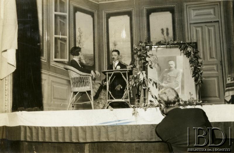 Fotografia z albumu: Działacze towarzystw polskich w Argentynie / Fotografía del álbum: Activistas de las asociaciones polacas en Argentina