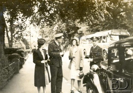 Fotografia z albumu Tadeusza Kukli / Fotografía del álbum de Tadeusz Kukla