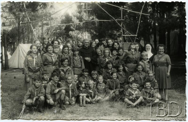 Fotografia z obozu harcerskiego „Miramar” / Fotografía del campamento scout „Miramar”