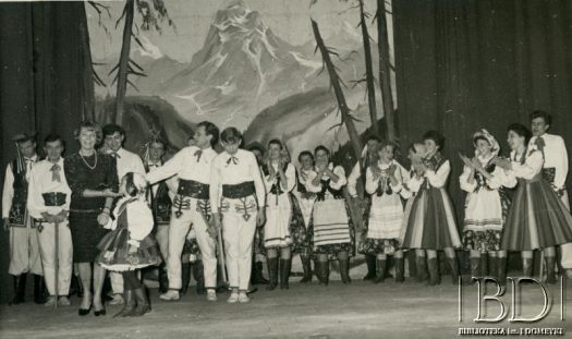 Fotografia z kolekcji zespołu tanecznego „Nasz Balet” / Fotografía de la colección del conjunto de baile „Nasz Balet”