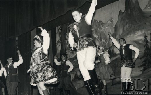 Fotografia z kolekcji zespołu tanecznego „Nasz Balet” / Fotografía de la colección del conjunto de baile „Nasz Balet”