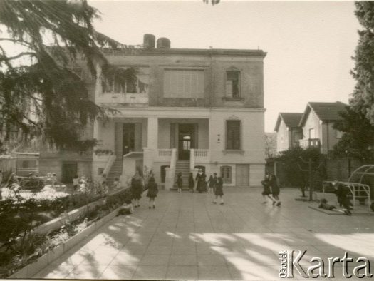 Fotografia ze zbiorów Zgromadzenia Sióstr Zmartwychwstania Pańskiego w Buenos Aires. / Fotografía de la colección de las Hermanas de la Congregación de la Resurrección de Nuestro Señor Jesucristo.
