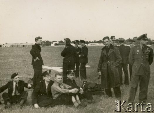 Fotografia ze zbiorów Archiwum Ojców Franciszkanów w Polskiej Misji Katolickiej w Martin Coronado / Fotografía del Archivo de los Padres Franciscanos en la Misión Católica Polaca en Martin Coronado.