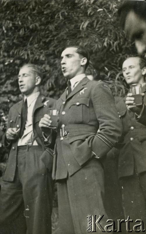 Fotografia ze zbiorów Archiwum Ojców Franciszkanów w Polskiej Misji Katolickiej w Martin Coronado / Fotografía del Archivo de los Padres Franciscanos en la Misión Católica Polaca en Martin Coronado.