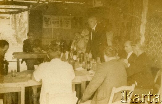 Fotografia ze zbiorów Archiwum Ojców Franciszkanów w Polskiej Misji Katolickiej w Martin Coronado / Fotografía del Archivo de los Padres Franciscanos en la Misión Católica Polaca en Martin Coronado.