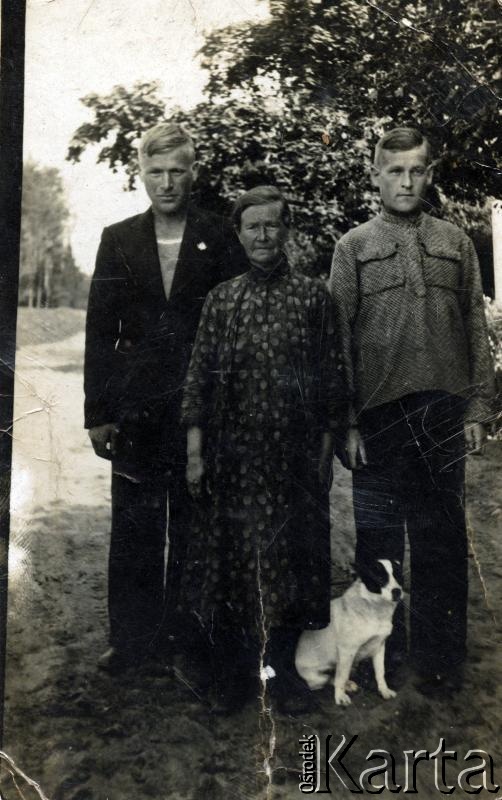 Fotografia ze zbiorów Archiwum Ojców Franciszkanów w Polskiej Misji Katolickiej w Martin Coronado / Fotografía del Archivo de los Padres Franciscanos en la Misión Católica Polaca en Martin Coronado.