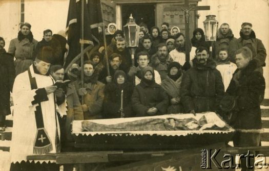 Fotografia ze zbiorów Archiwum Ojców Franciszkanów w Polskiej Misji Katolickiej w Martin Coronado / Fotografía del Archivo de los Padres Franciscanos en la Misión Católica Polaca en Martin Coronado.