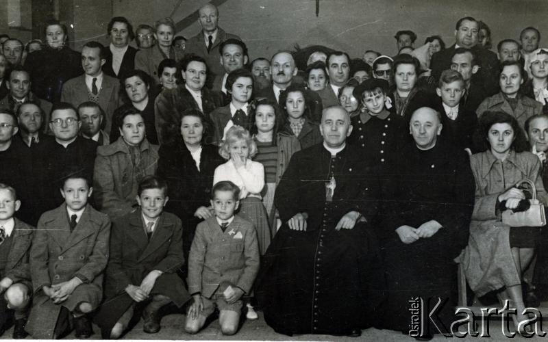 Fotografia ze zbiorów Archiwum Ojców Franciszkanów w Polskiej Misji Katolickiej w Martin Coronado / Fotografía del Archivo de los Padres Franciscanos en la Misión Católica Polaca en Martin Coronado.