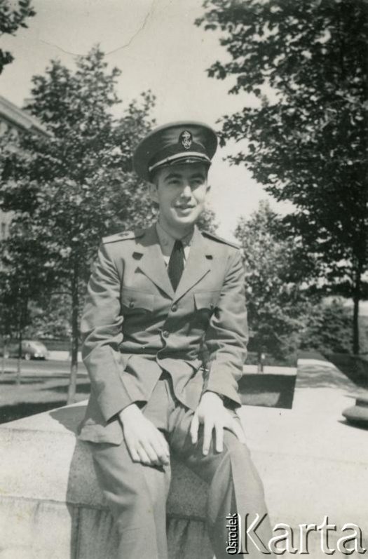Fotografia ze zbiorów Archiwum Ojców Franciszkanów w Polskiej Misji Katolickiej w Martin Coronado / Fotografía del Archivo de los Padres Franciscanos en la Misión Católica Polaca en Martin Coronado.