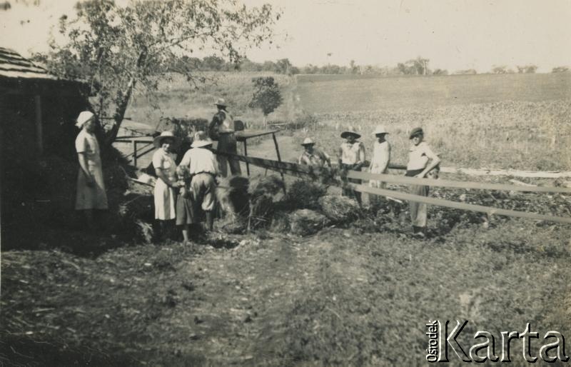 Fotografia ze zbiorów Archiwum Ojców Franciszkanów w Polskiej Misji Katolickiej w Martin Coronado / Fotografía del Archivo de los Padres Franciscanos en la Misión Católica Polaca en Martin Coronado.