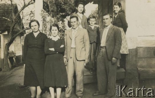 Fotografia ze zbiorów Archiwum Ojców Franciszkanów w Polskiej Misji Katolickiej w Martin Coronado / Fotografía del Archivo de los Padres Franciscanos en la Misión Católica Polaca en Martin Coronado.
