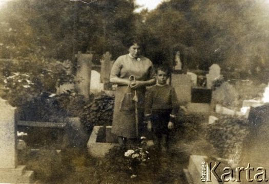 Fotografia ze zbiorów Archiwum Ojców Franciszkanów w Polskiej Misji Katolickiej w Martin Coronado / Fotografía del Archivo de los Padres Franciscanos en la Misión Católica Polaca en Martin Coronado.
