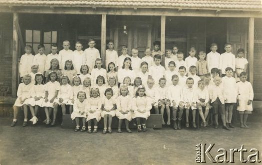 Fotografia ze zbiorów Archiwum Ojców Franciszkanów w Polskiej Misji Katolickiej w Martin Coronado / Fotografía del Archivo de los Padres Franciscanos en la Misión Católica Polaca en Martin Coronado.