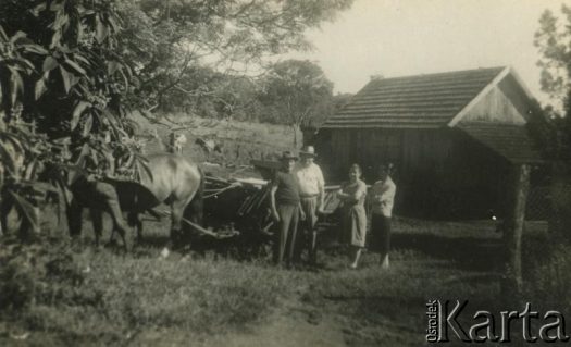 Fotografia ze zbiorów Archiwum Ojców Franciszkanów w Polskiej Misji Katolickiej w Martin Coronado / Fotografía del Archivo de los Padres Franciscanos en la Misión Católica Polaca en Martin Coronado.