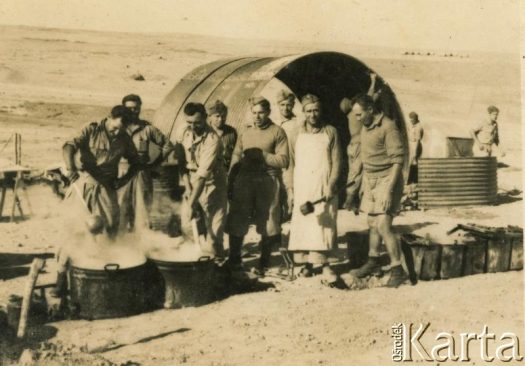 Fotografia ze zbiorów Archiwum Ojców Franciszkanów w Polskiej Misji Katolickiej w Martin Coronado / Fotografía del Archivo de los Padres Franciscanos en la Misión Católica Polaca en Martin Coronado.