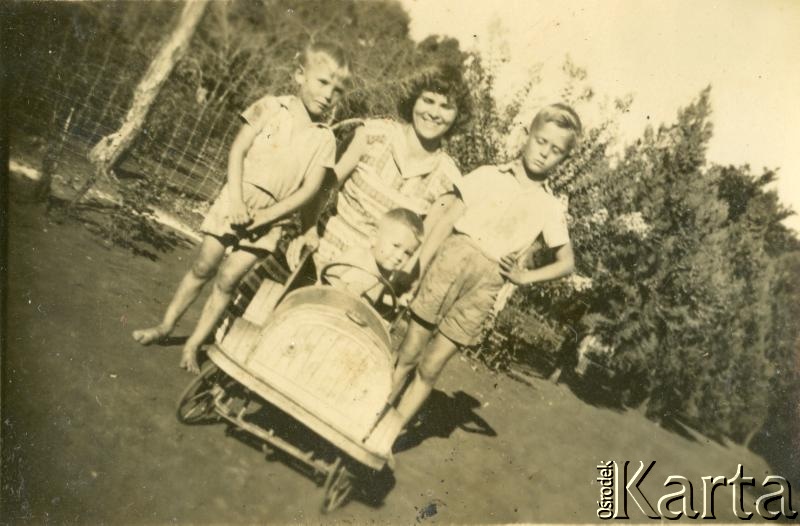 Fotografia ze zbiorów Stowarzyszenia Polsko-Argentyńskiego w Wandzie / Fotografía de la colección de la Asociación Argentino-Polaca en Wanda.