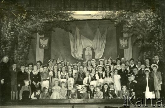 Fotografia ze zbiorów Polskiej Macierzy Szkolnej / Fotografía de la colección de Polska Macierz Szkolna.