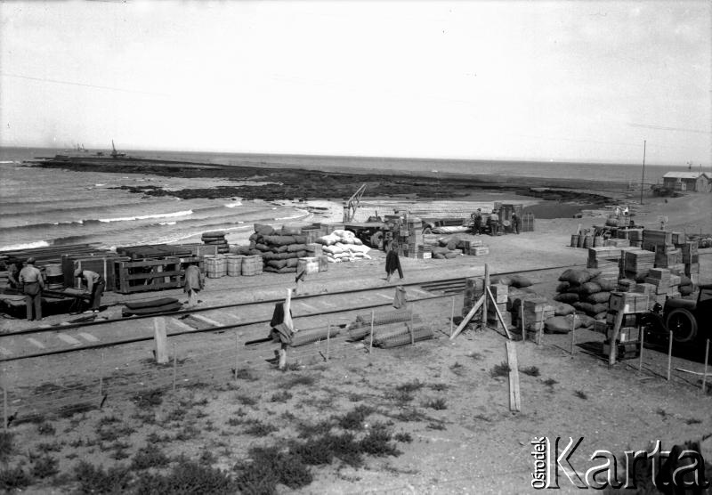 Fotografia ze zbiorów Museo Ferroportuario w Comodoro Rivadavia / Fotografía de la colección del Museo Ferroportuario en Comodoro Rivadavia.