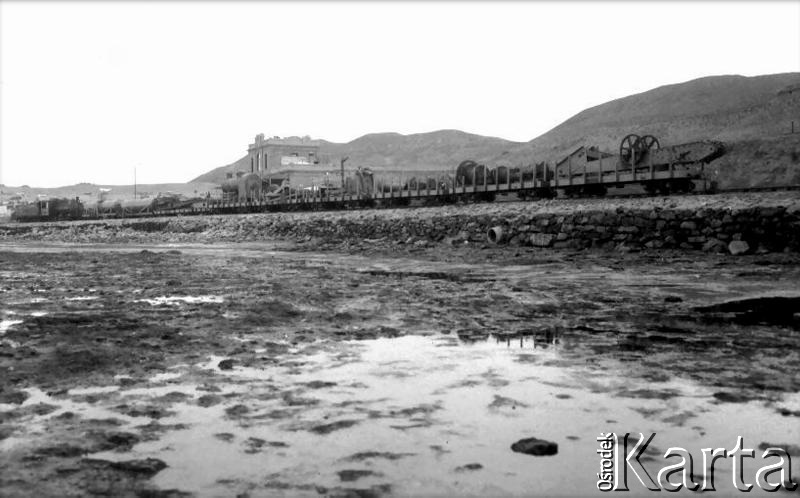 Fotografia ze zbiorów Museo Ferroportuario w Comodoro Rivadavia / Fotografía de la colección del Museo Ferroportuario en Comodoro Rivadavia.