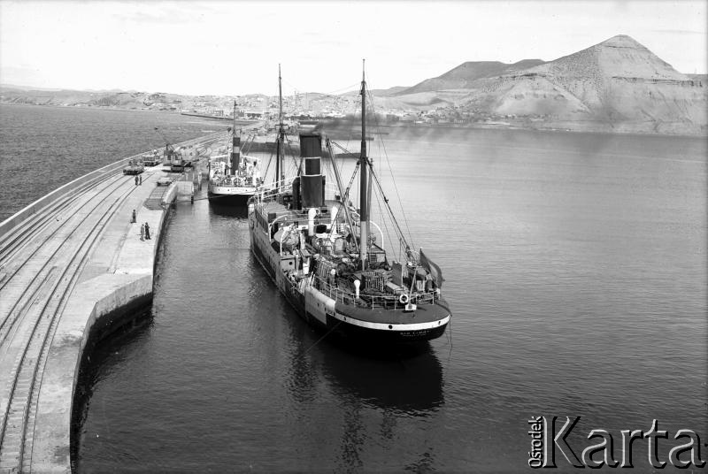 Fotografia ze zbiorów Museo Ferroportuario w Comodoro Rivadavia / Fotografía de la colección del Museo Ferroportuario en Comodoro Rivadavia.