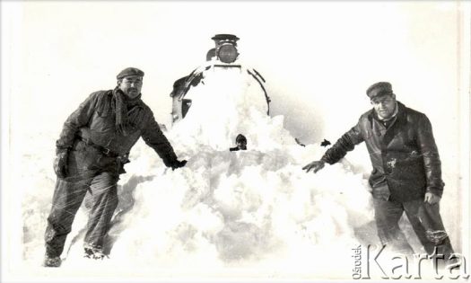 Fotografia ze zbiorów Museo Ferroportuario w Comodoro Rivadavia / Fotografía de la colección del Museo Ferroportuario en Comodoro Rivadavia.
